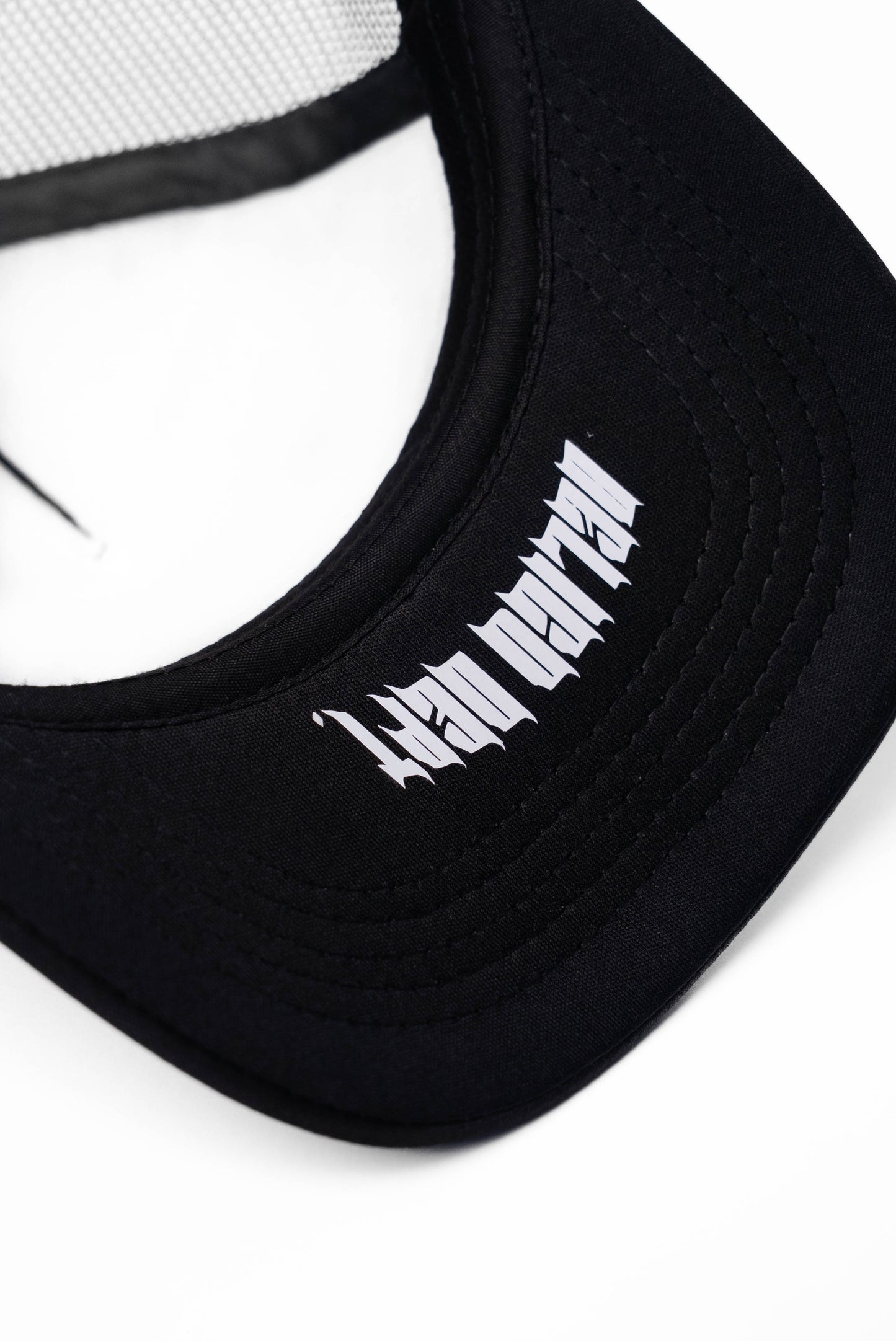 Skull Hands Trucker (Limited Edition)